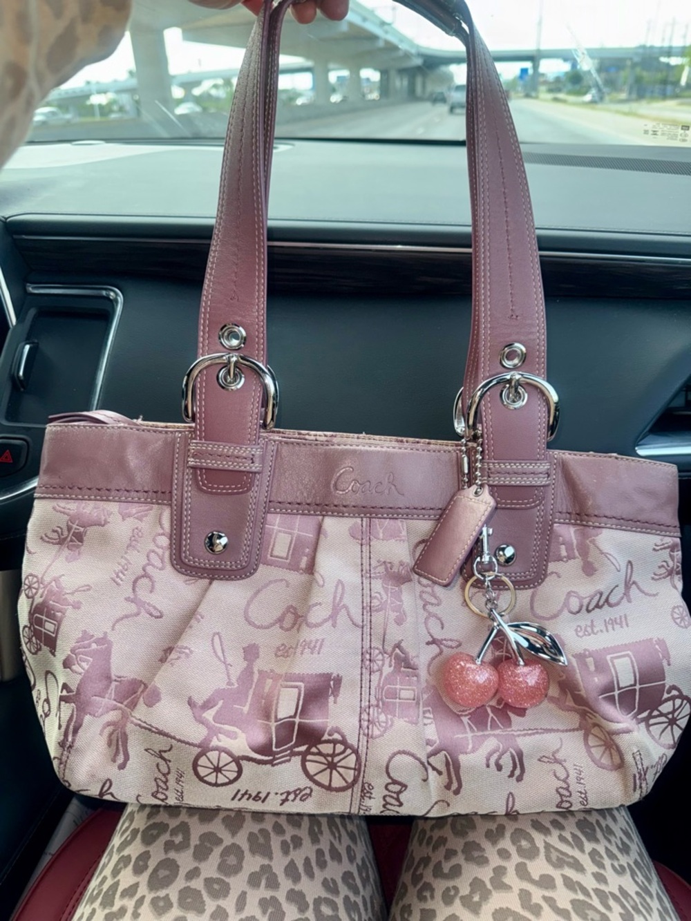 2000s coach carriage soho tote bag rare find and color